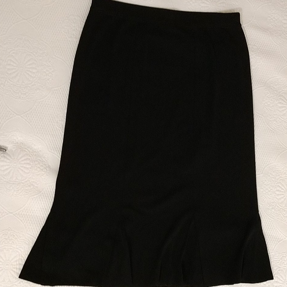 Exclusively Misook Black Flared Skirt S